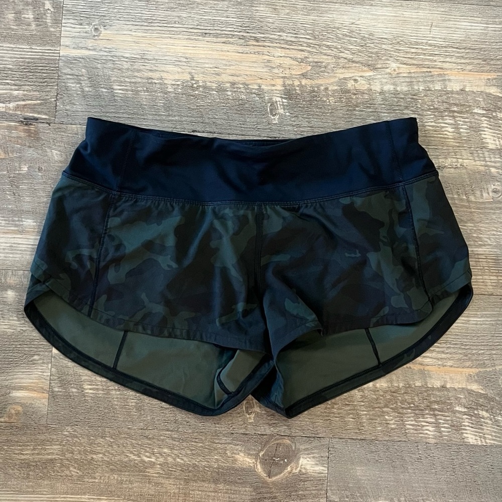 Lululemon Speed up Low Rise Lined Short 2.5